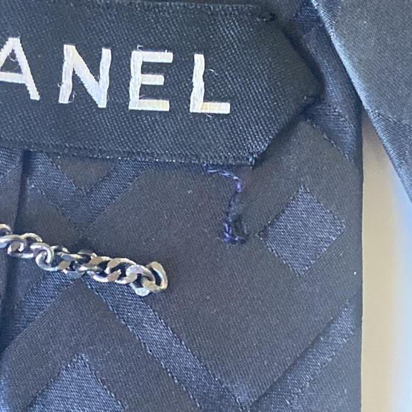 Chanel Black Men's Tie with COA /NWOT - Picture 6 of 6